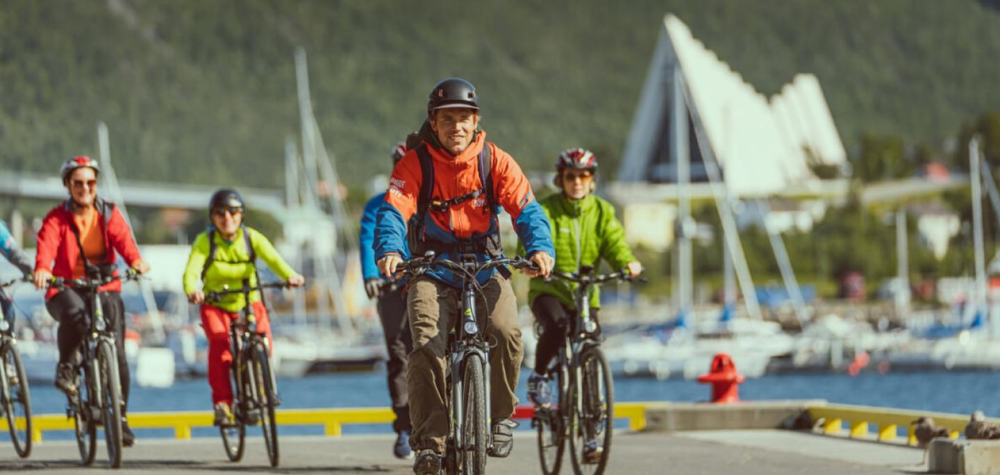 summer cycling tour in Tromso