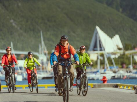 summer cycling tour in Tromso 